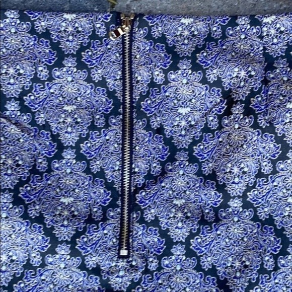 LOFT Jacquard Brocade Shimmer Shift Skirt - Picture 4 of 7